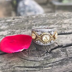 Lafonn Classic Wide Band Swirl Ring